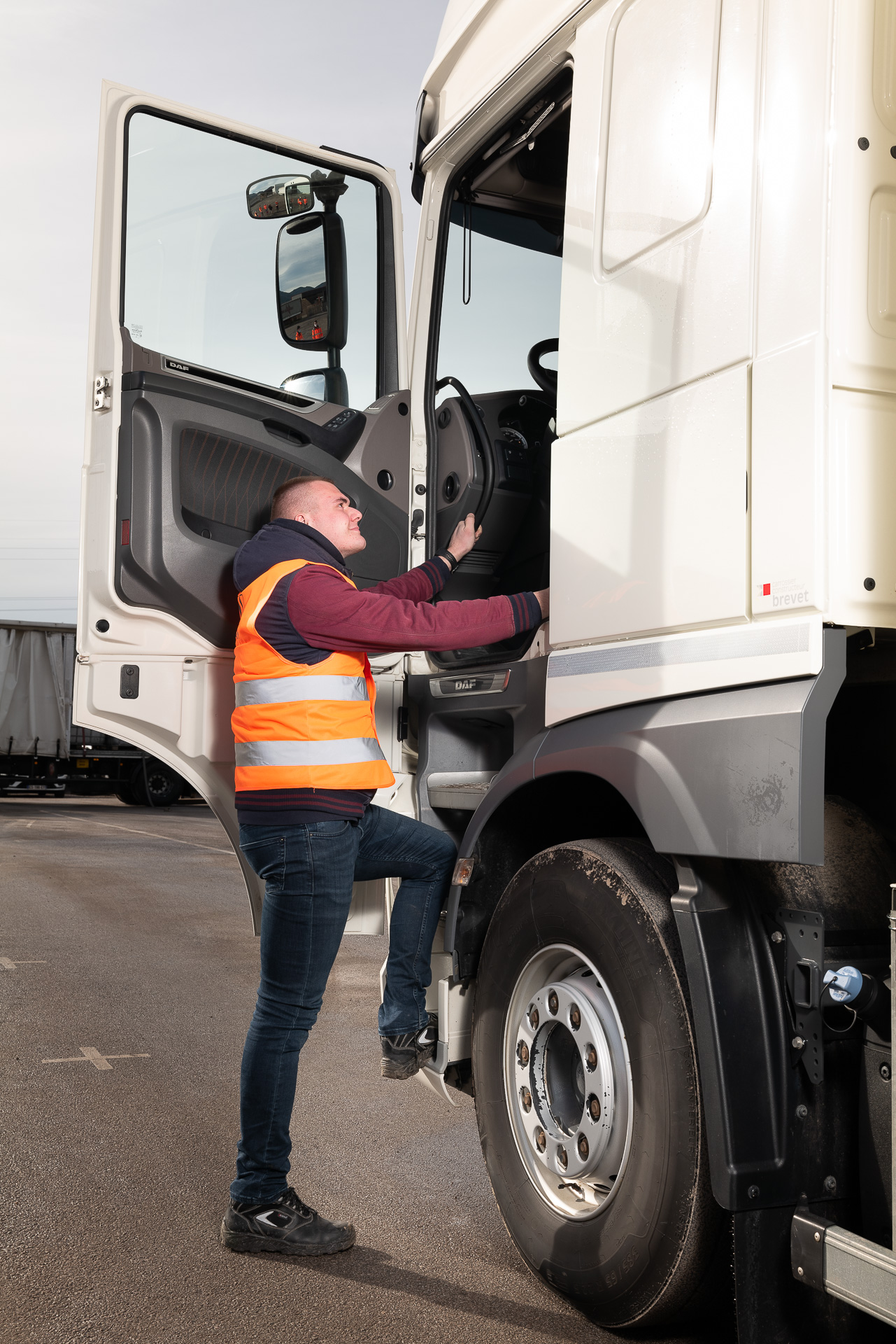 Formation Apprenti Transformation Extérieur - location de véhicules avec conducteurs - travailler chez Mauffrey